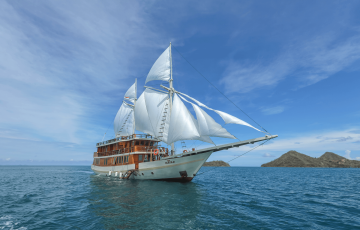 luxury-15-boat